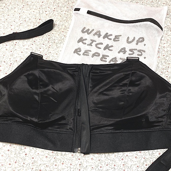 SHEFIT Ultimate High Impact Sports Bra - Picture 7 of 14